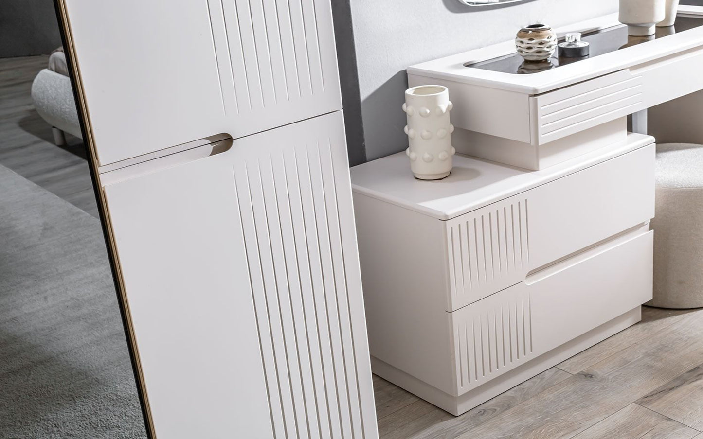 Petra Bedroom Set